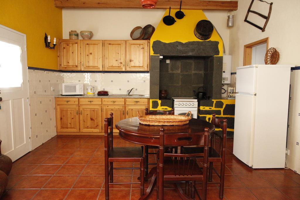 Hostal Casa Capelinhos Capelo Habitación foto